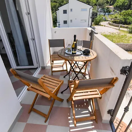 Apartment Ibeach By Rok