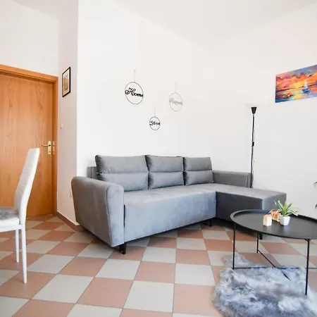 Ibeach By Rok Appartement *